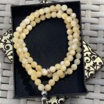 Chapelet en aragonit beige